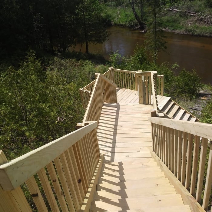 Stairs to the rifle river