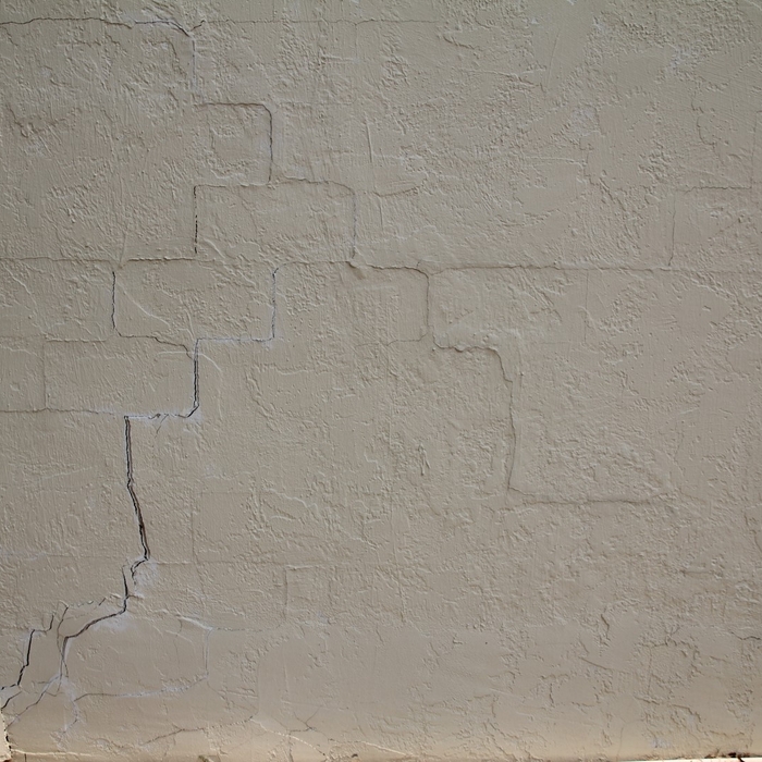 Cracks In Stucco