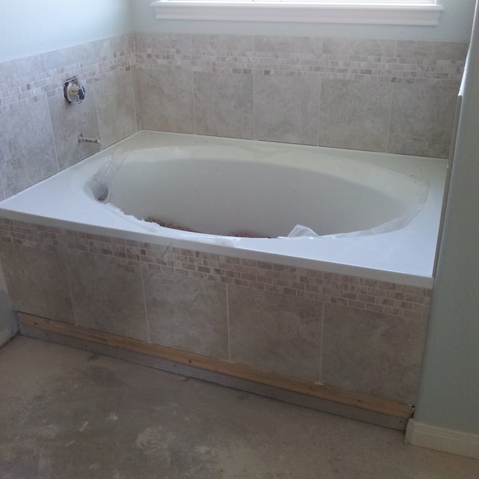 Master Bath - Garden tub