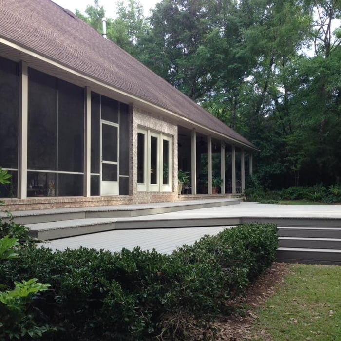 900sqft composite deck