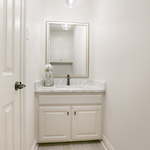 1/2 Bath