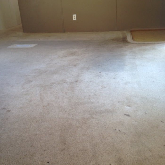 Living room before cleaning