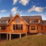 Custom log house in Dickinson ND