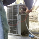 Servicing condenser