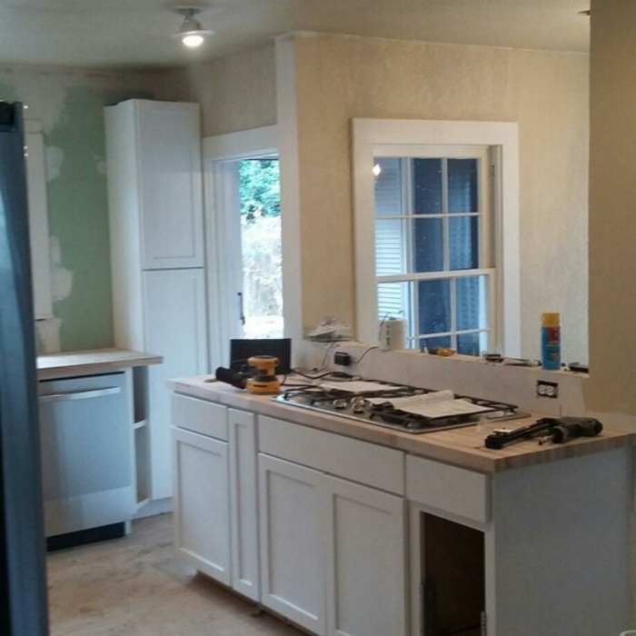 Other side of kitchen remodel