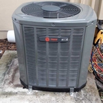 TRANE CONDENSER UNIT