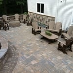 PATIO WITH SITTING WALL & GAS FIREPIT