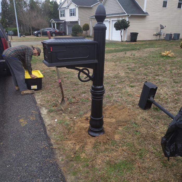 Mail box