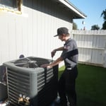 Tech Servicing AC