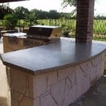 Kitchen & Bar