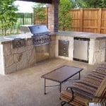 Kitchen & Bar