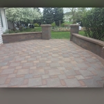 Paver patio with sitting wall