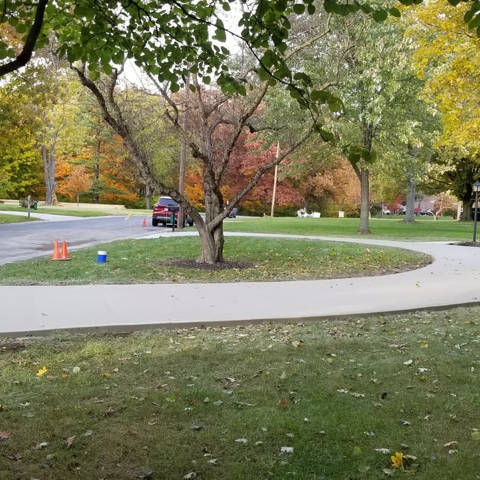 Circle driveway