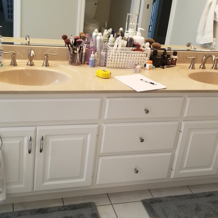 Countertop - Before