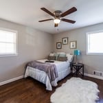 Room 2 (vacant(