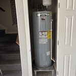 50 gallon electric water heater. Added expansion tank per state and local codes.