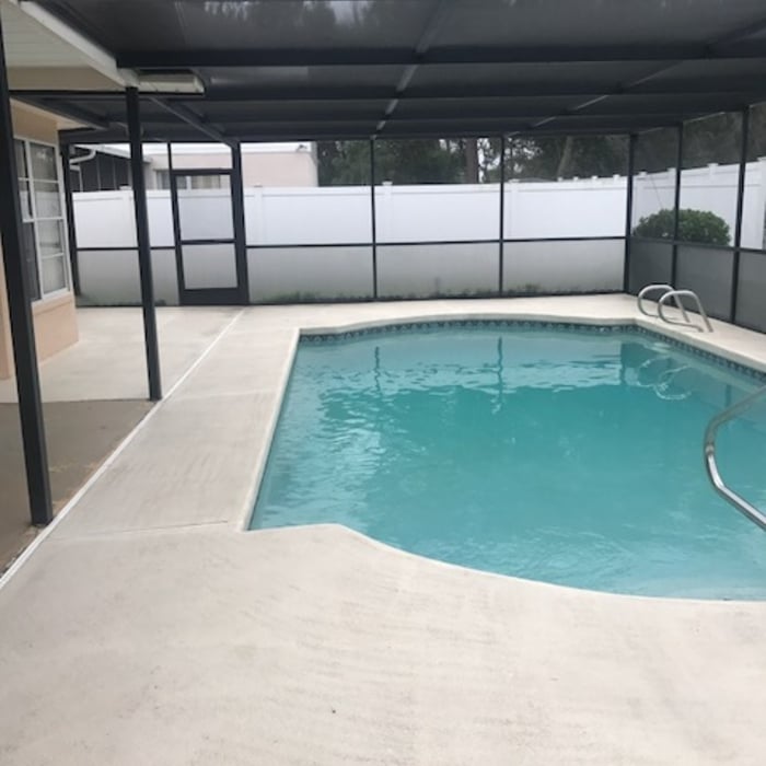 Pool Deck Cleaning