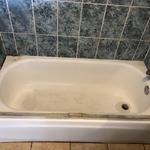 Standard bathtub