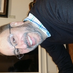 Dennis W. in Cama