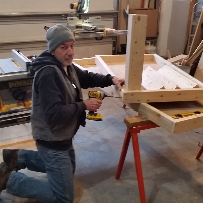 Workbench and table saw