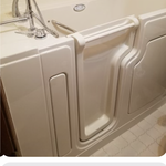 Walk in tub