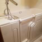 Walk in tub
