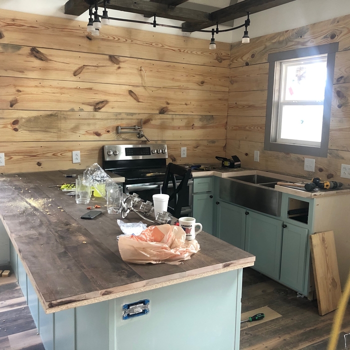 Backsplash and Cabinets