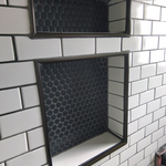 Bath niche