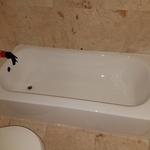 Standard porcelain tub
