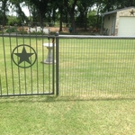 Gate