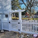 Vinyl Picket with Arbor
