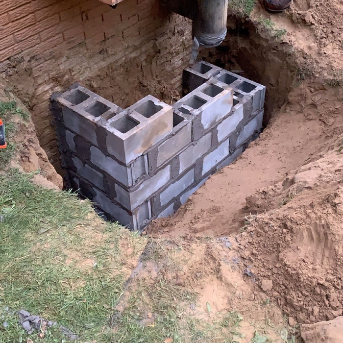 Concrete Footing with Block