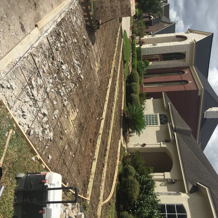 Horseshoe Driveway Right Side