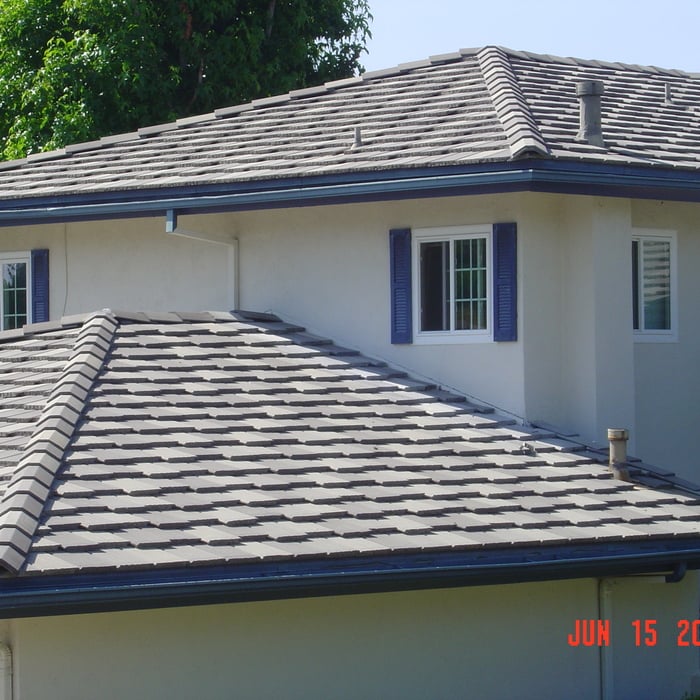 Concrete tile