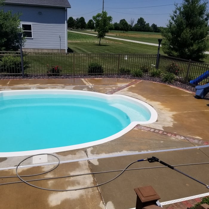 pool deck cleaning