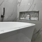 Kitchen & Bathroom