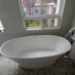 Master Bathtub with Floor Mount tub filler