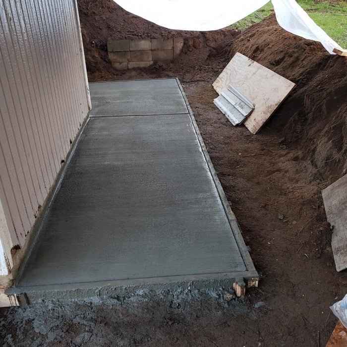 Concrete slab finishing up