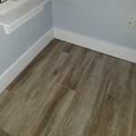 Floor tile
