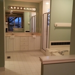 2 Masterbathroom