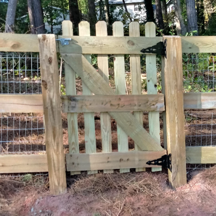 Board Runner Fence Gate