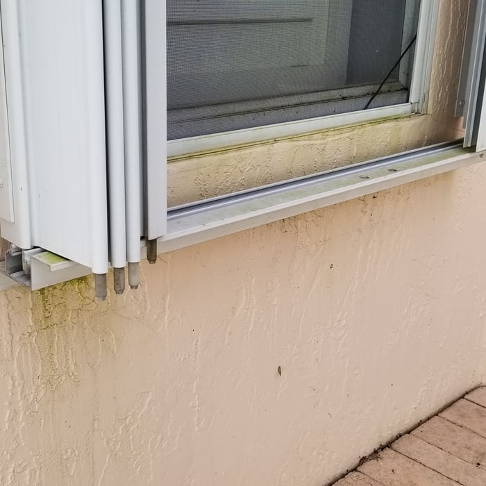 Side windows