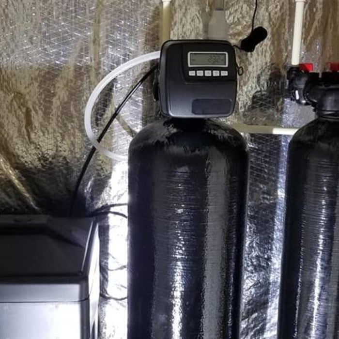 64k grain water softener & 1 Cuft Carbon syste