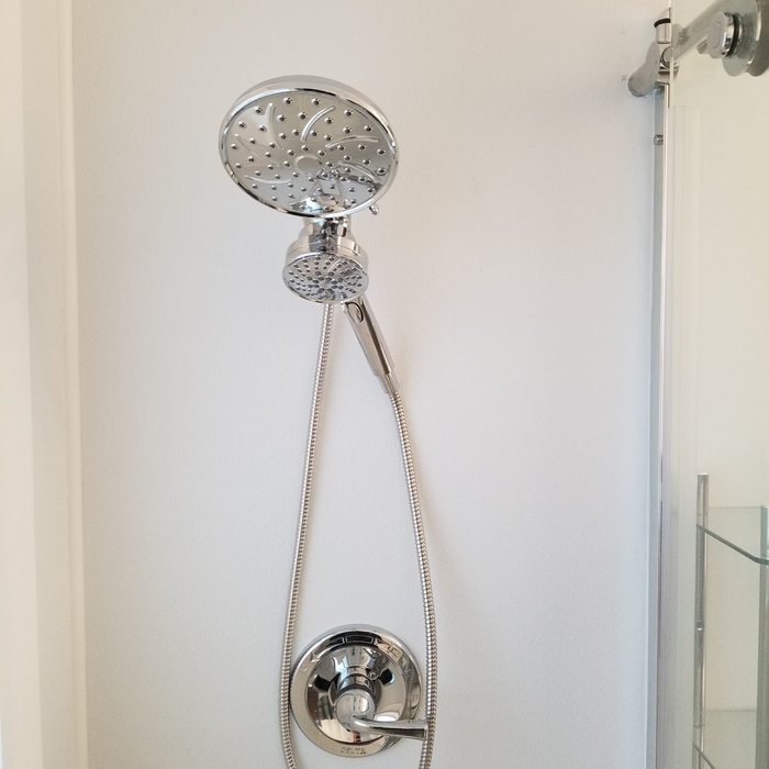 Shower valve