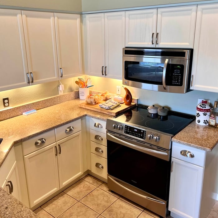 Full Kitchen Refacing