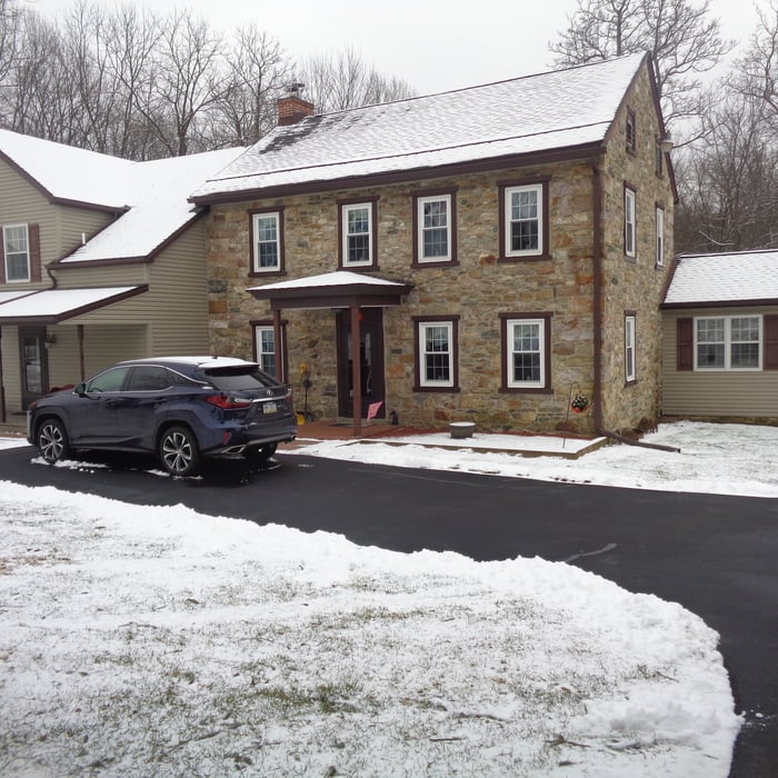 Restoration of Old-Style Farmhouse Dwellings