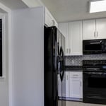 white shaker cabinets