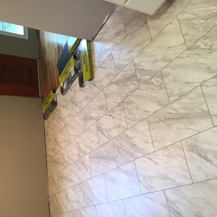 Kitchen and bathroom floo