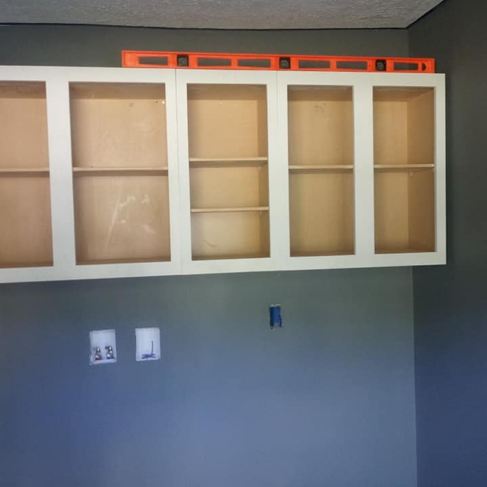 Shelf hanging