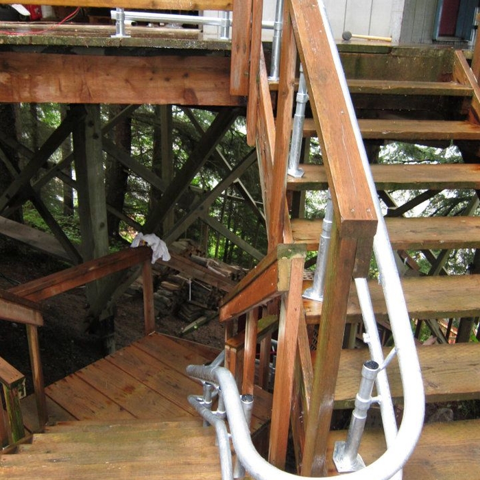 Outdoor custom stairlift